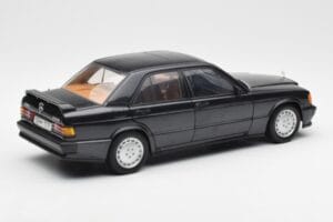 Mercedes 190E 2.3-16 W201 Albastru Negru Metallic AUTOart 1:18 76122 Metal - imaginea 3 din 8