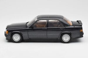 Mercedes 190E 2.3-16 W201 Albastru Negru Metallic AUTOart 1:18 76122 Metal - imaginea 4 din 8