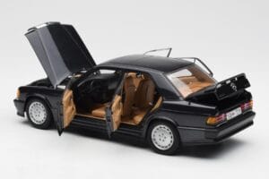 Mercedes 190E 2.3-16 W201 Albastru Negru Metallic AUTOart 1:18 76122 Metal - imaginea 5 din 8