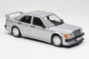 Mercedes 190E 2.5-16 EVO 1 W201 Argintiu Minichamps 1:18 155036001 Metal - imaginea 4 din 6