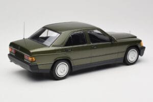 Mercedes 190E W201 Verde Metalizat Minichamps 1:18 155037001 Metal - imaginea 2 din 6