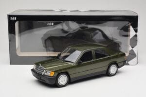 Mercedes 190E W201 Verde Metalizat Minichamps 1:18 155037001 Metal - imaginea 6 din 6