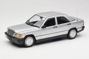 Mercedes 190E W201 Argintiu Minichamps 1:18 155037004 Metal