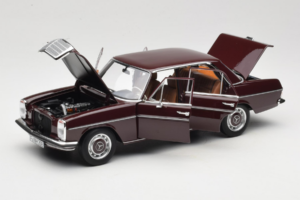 Mercedes 200 W115 Brun Roșcat Închis Norev 1:18 183778 Metal - imaginea 2 din 8