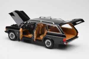 Mercedes 200 T S123 Negru Norev 1:18 183735 Metal - imaginea 5 din 8