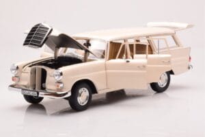 Mercedes 200 Universal W110 Crem Norev 1:18 183709 Metal - imaginea 2 din 8