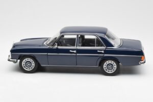 Mercedes 200 W114 Midnight Albastru Ediție Dealer Norev 1:18 B66040694 Metal - imaginea 4 din 8