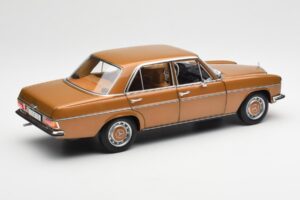 Mercedes 200 W115 Bycane Auriu Ediție Dealer Norev 1:18 B66040665 Metal - imaginea 3 din 8