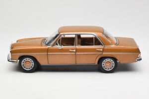 Mercedes 200 W115 Bycane Auriu Ediție Dealer Norev 1:18 B66040665 Metal - imaginea 4 din 8