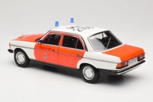 Mercedes 200 W123 Ambulanță Alb Norev 1:18 183834 Metal - imaginea 6 din 8