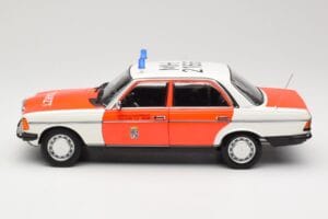 Mercedes 200 W123 Ambulanță Alb Norev 1:18 183834 Metal - imaginea 7 din 8