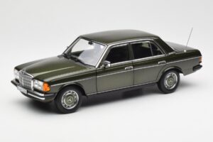 Mercedes 200 W123 Cypress Verde Metalizat Ediție Dealer Norev 1:18 B66040654 Metal