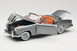 Mercedes 220 SE W128 Cabriolet Grey Metallic Sun Star 1:18 3352-M1 Metal - imaginea 2 din 8