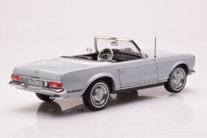 Mercedes 230 SL W113 Pagoda Gri Norev 1:18 183990 Metal - imaginea 4 din 8