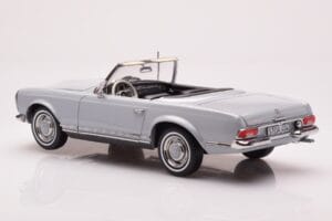 Mercedes 230 SL W113 Pagoda Gri Norev 1:18 183990 Metal - imaginea 7 din 8
