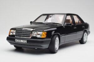 Mercedes 230E W124 AMG Wheels Negru Ediție Limitată Norev 1:18 183950 Metal - imaginea 9 din 12
