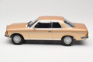 Mercedes 280 CE C123 Auriu Norev 1:18 183587 Metal - imaginea 3 din 6