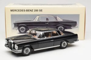 Mercedes 280 SE W111 Coupe Negru AUTOart 1:18 76286 Metal - imaginea 8 din 8