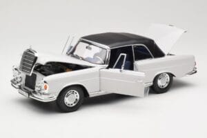 Mercedes 280 SE W111 Cabriolet Gri Deschis Norev 1:18 183530 Metal - imaginea 2 din 8