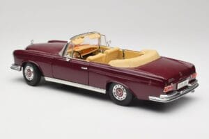 Mercedes 280SE W108 Bordeaux Roșu Maisto 1:18 31811 Metal - imaginea 7 din 8