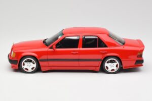Mercedes 300E W124 6.0 AMG Signal Roșu Otto 1:18 OT1104 Rășină - imaginea 3 din 6