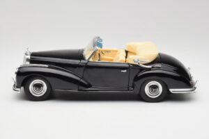 Mercedes 300 S W188 Cabriolet Negru Tchibo 1:18 36782 Metal - imaginea 4 din 8
