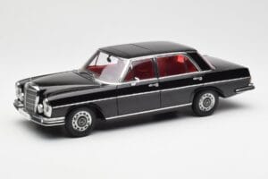 Mercedes 300 SEL 6.3 W109 Negru AUTOart 1:18 76140 Metal