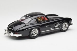 Mercedes 300 SL W198 Negru Bburago 1:18 35791 Metal - imaginea 3 din 8