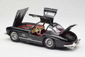 Mercedes 300 SL W198 Negru Bburago 1:18 35791 Metal - imaginea 5 din 8