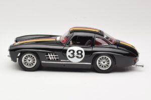 Mercedes 300 SL #38 1954 Bburago 1:18 3015-M1 Metal - imaginea 4 din 8