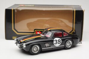 Mercedes 300 SL #38 1954 Bburago 1:18 3015-M1 Metal - imaginea 8 din 8
