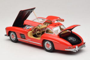 Mercedes 300 SL Gullwing Roșu Minichamps 1:18 180039001 Metal - imaginea 5 din 8