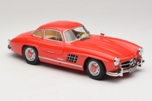 Mercedes 300 SL Gullwing Roșu Minichamps 1:18 180039001 Metal - imaginea 6 din 8