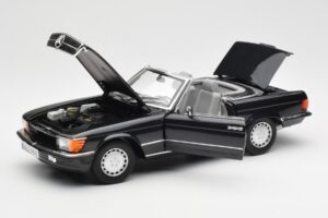 Mercedes 300 SL R107 Negru Pearl Ediție Dealer Norev 1:18 B66040678 Metal - imaginea 2 din 10