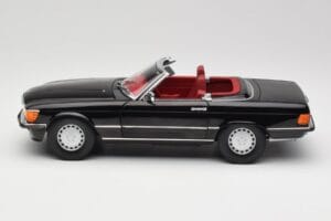 Mercedes 300 SL R107 Negru Norev 1:18 183511 Metal - imaginea 4 din 8