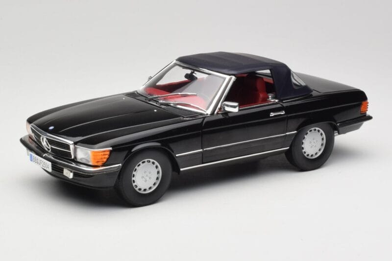 Mercedes 300 SL R107 Negru Norev 1:18 183511 Metal