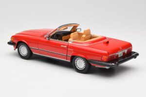 Mercedes 300 SL R107 Roșu Norev 1:18 B66040623 Metal - imaginea 7 din 8