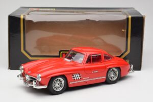 Mercedes 300 SL Roșu Bburago 1:18 3015 Metal - imaginea 8 din 8
