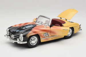 Mercedes 300 SL Roadster Rosemarie Muster Ediție Limitată 18/27 Bburago 1:18 3023-M1 Metal - imaginea 2 din 8