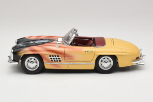 Mercedes 300 SL Roadster Rosemarie Muster Ediție Limitată 18/27 Bburago 1:18 3023-M1 Metal - imaginea 4 din 8