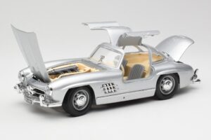 Mercedes 300 SL Argintiu Bburago 1:18 3013 Metal - imaginea 2 din 8