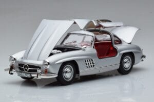 Mercedes 300 SL W198 Gullwing Norev 1:18 183850 Metal - imaginea 2 din 8