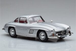 Mercedes 300 SL W198 Gullwing Norev 1:18 183850 Metal - imaginea 6 din 8