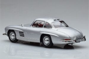 Mercedes 300 SL W198 Gullwing Norev 1:18 183850 Metal - imaginea 7 din 8