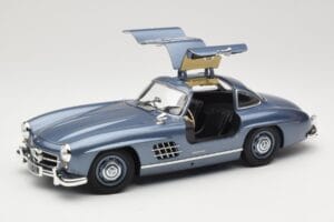 Mercedes 300 SL W198 Gullwing Light Blue Metallic Minichamps 1:18 110037220 Metal - imaginea 2 din 8