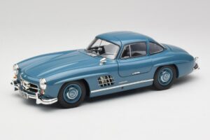 Mercedes 300 SL W198 Albastru Deschis Minichamps 1:18 180039007 Metal