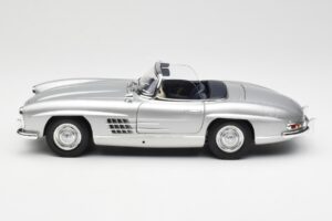 Mercedes 300 SL W198 Roadster Silver Metallic Minichamps 1:18 180039030 Metal - imaginea 4 din 8