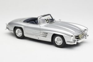 Mercedes 300 SL W198 Roadster Silver Metallic Minichamps 1:18 180039030 Metal - imaginea 6 din 8