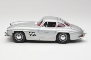 Mercedes 300 SL W198 Gullwing Silver Gri Bburago 1:18 3513 Metal - imaginea 5 din 8