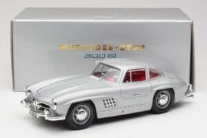 Mercedes 300 SL W198 Gullwing Silver Gri Bburago 1:18 3513 Metal - imaginea 8 din 8